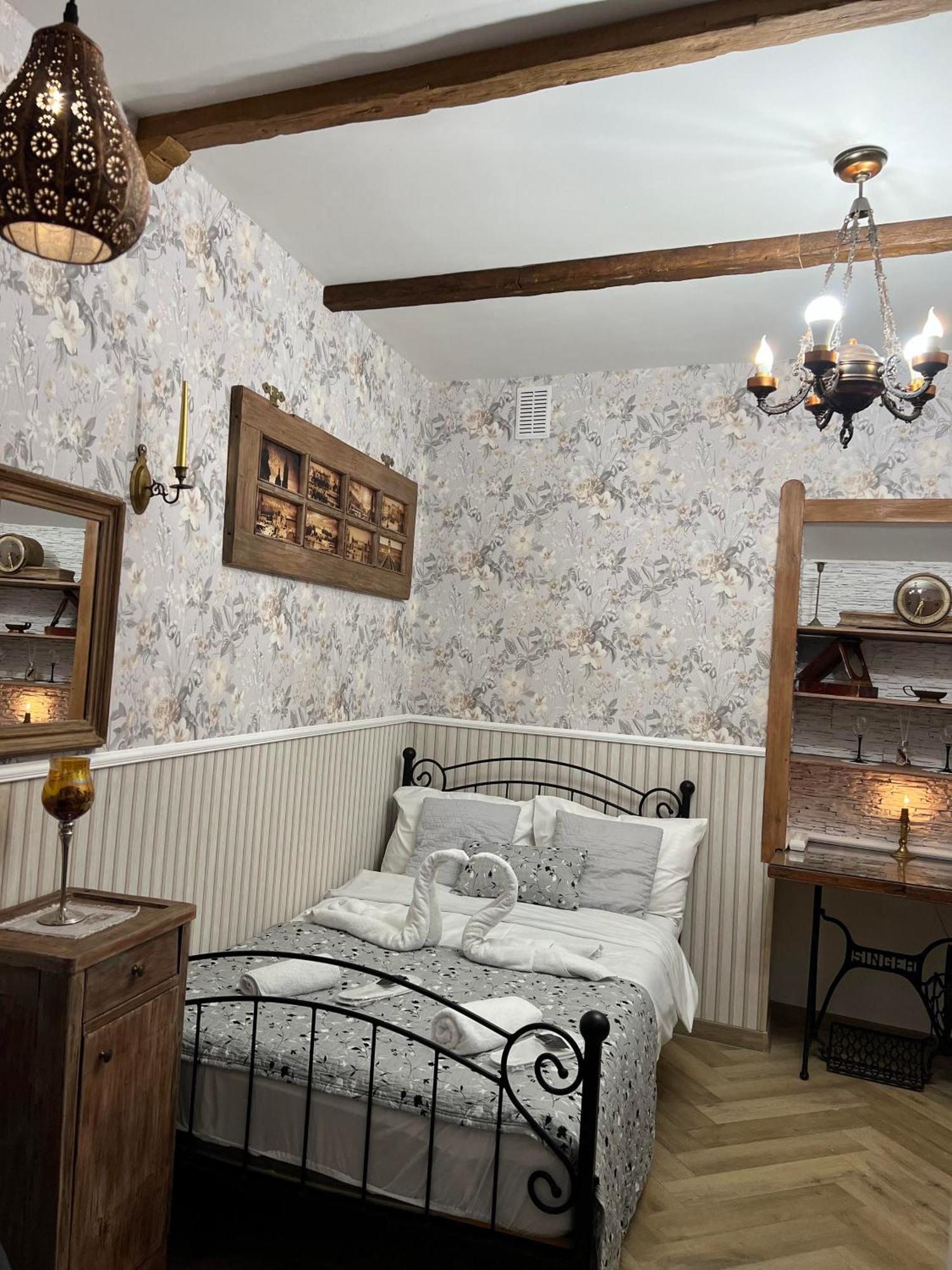 Antique Apartment In Krakov Exteriér fotografie